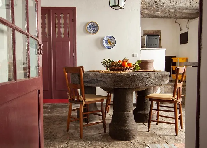 Casa Senhora Necessidades Ponta Delgada