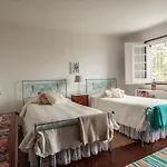Casa Senhora Necessidades *