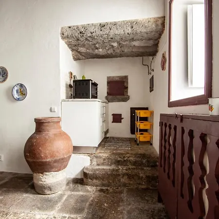 Casa Senhora Necessidades * Ponta Delgada