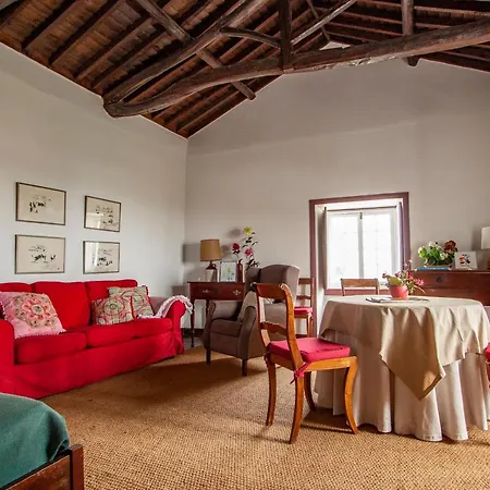 Casa Senhora Necessidades Ponta Delgada